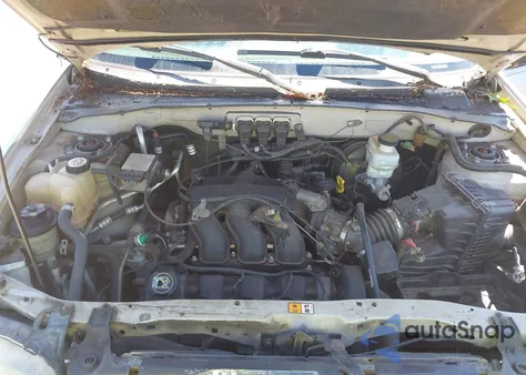 2005 Ford Escape Xlt из США, поврежденный, VIN 1FMYU93195DA10571